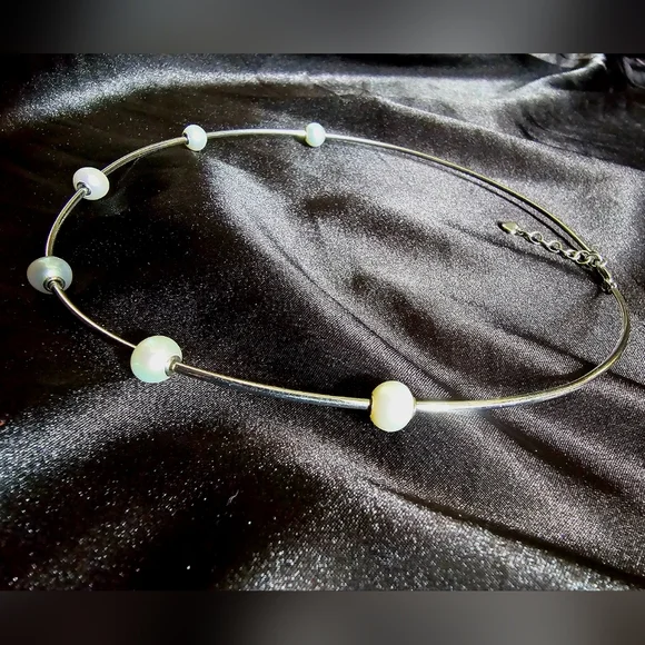 Elegant 925 Sterling Silver Pearl Neck Cuff/ Chocker - Picture 7 of 10